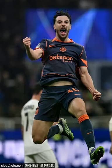 意甲最新积分战报，国米完胜拉齐奥登顶，那不勒斯连场不胜丢榜首_比赛_罗马